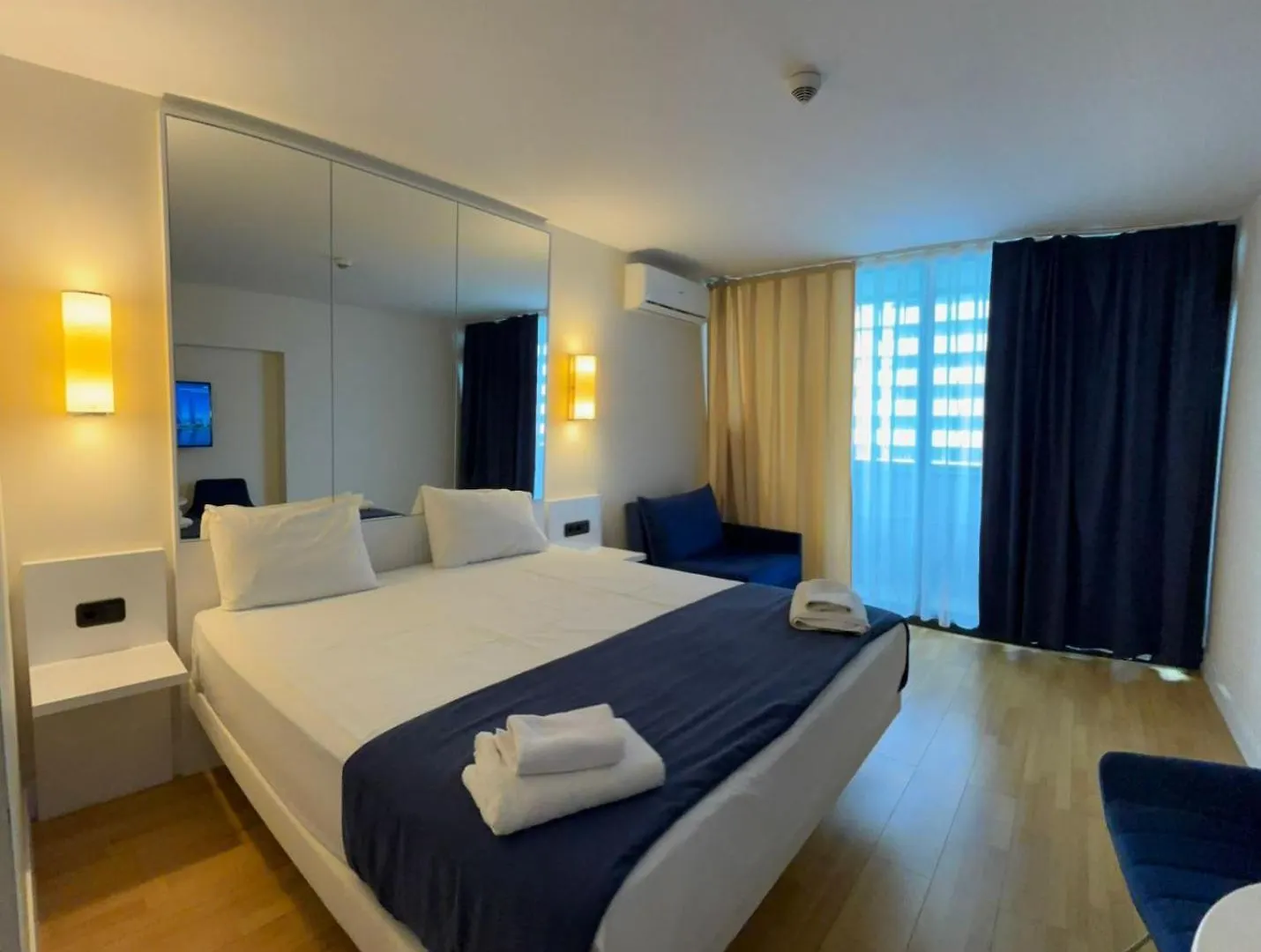 Beautiful Apartment Near The Sea In Μπατούμι